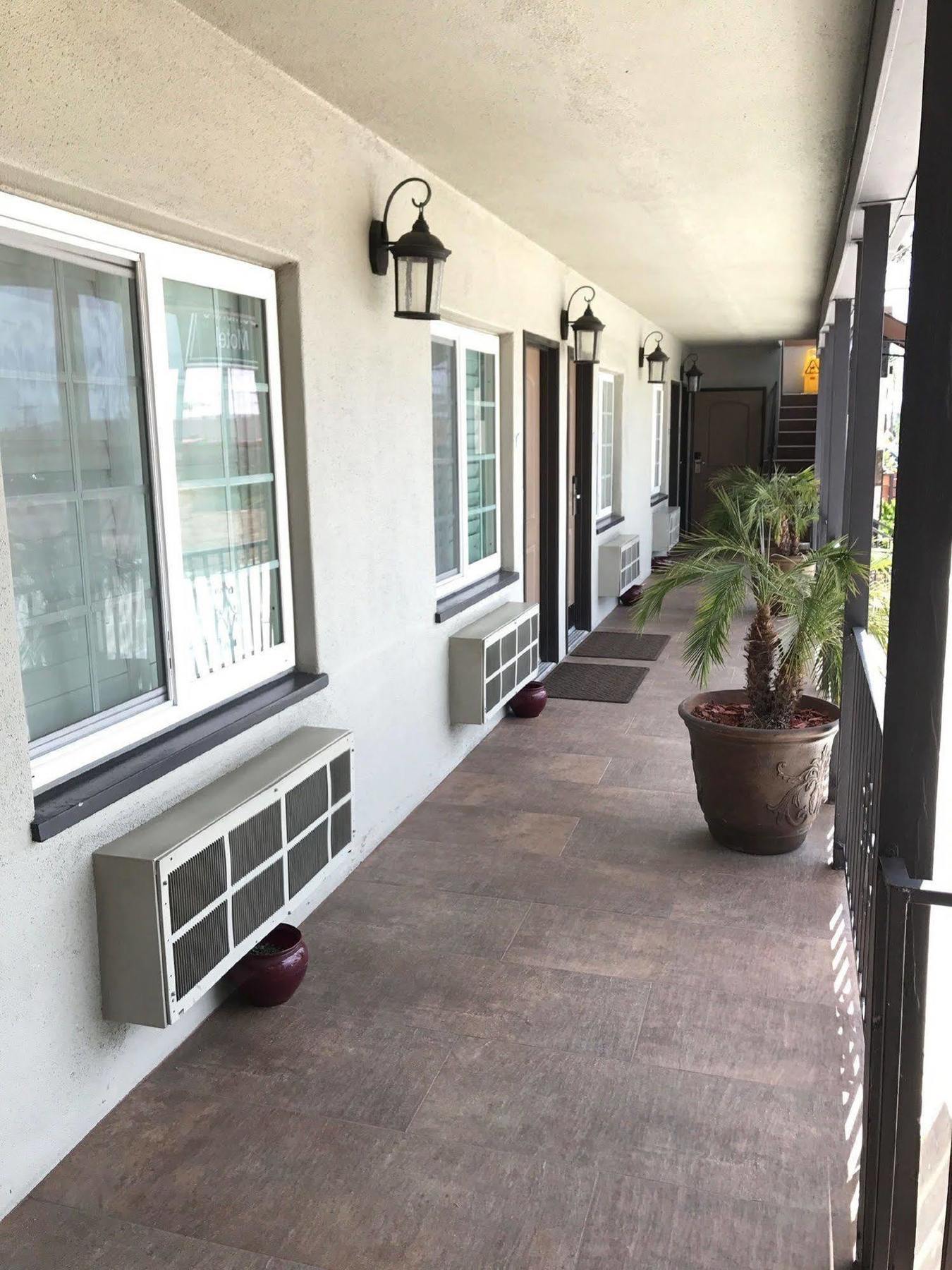 Berkshire Motor Hotel San Diego Exterior photo
